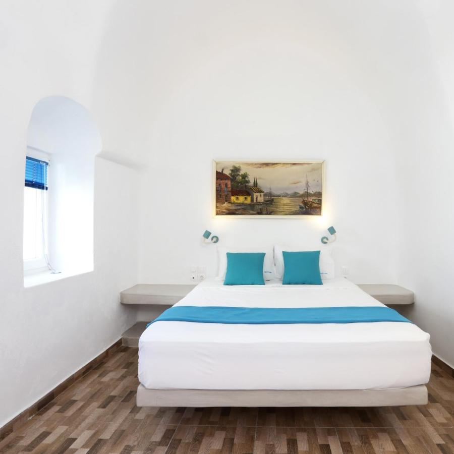 Church And Cave - Santorini Private Residences Мессария Экстерьер фото
