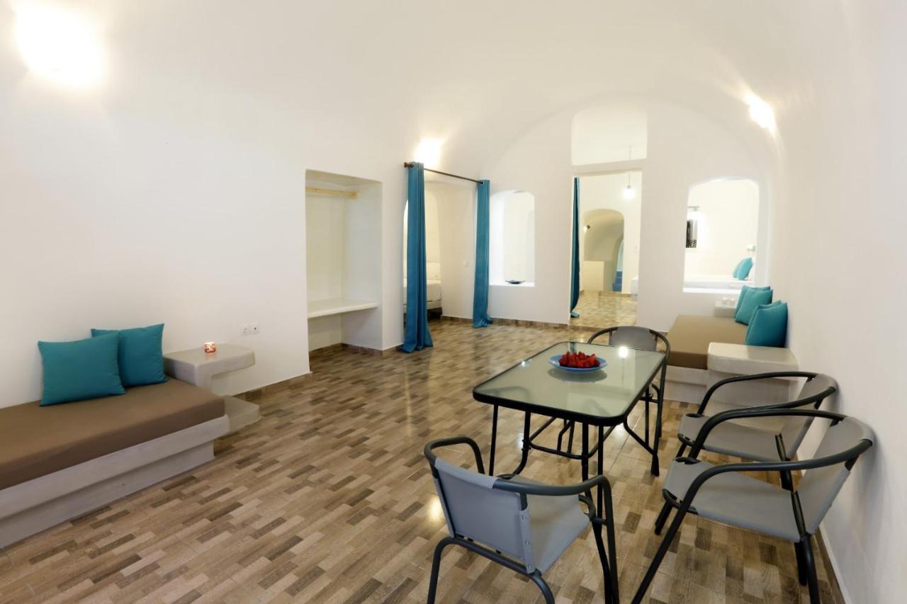 Church And Cave - Santorini Private Residences Мессария Экстерьер фото