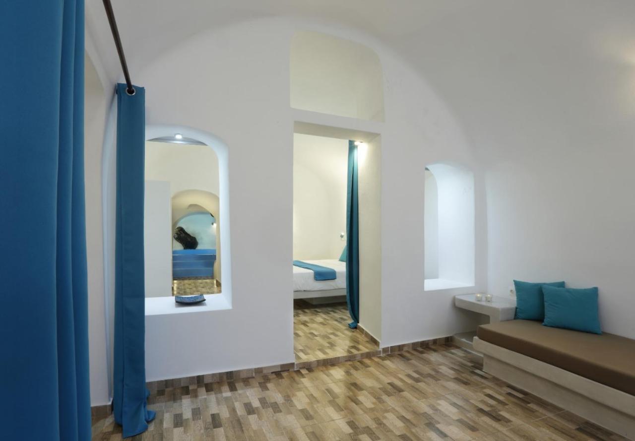 Church And Cave - Santorini Private Residences Мессария Экстерьер фото